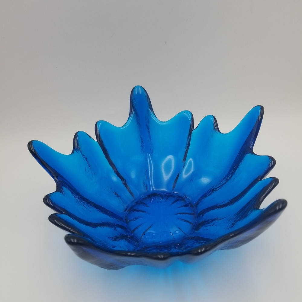 Vintage VIKING GLASS 10" Turquoise Designer Centerpiece Bowl by Wayne Husted USA